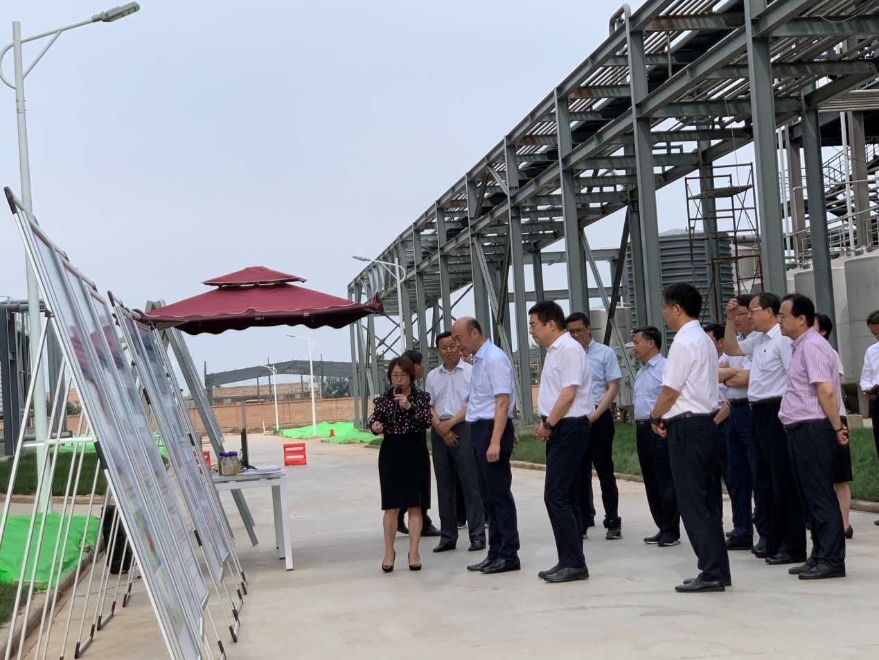 劉國中省長一行觀摩蒲城藍曉科技建設項目