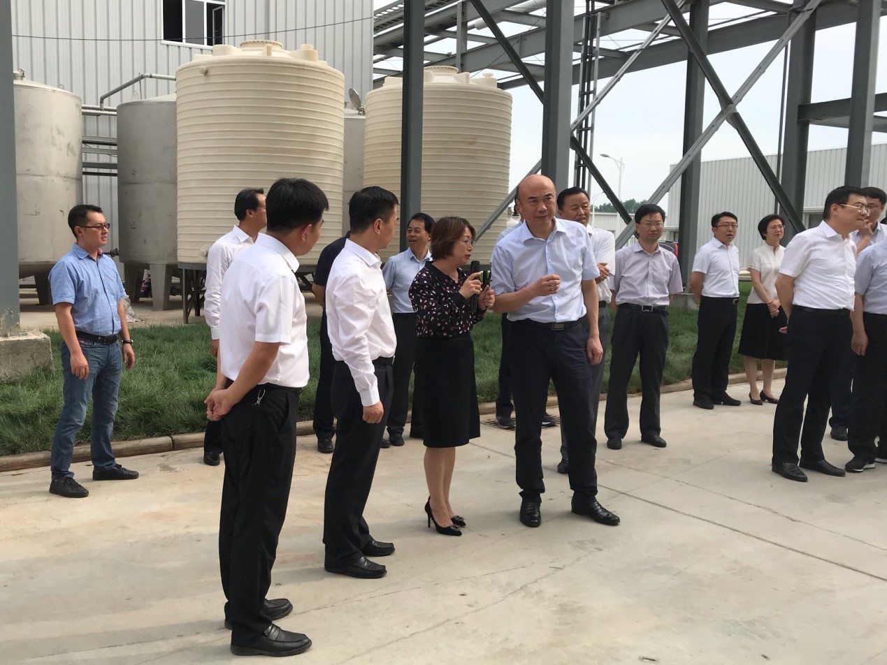 劉國中省長一行觀摩蒲城藍曉科技建設項目