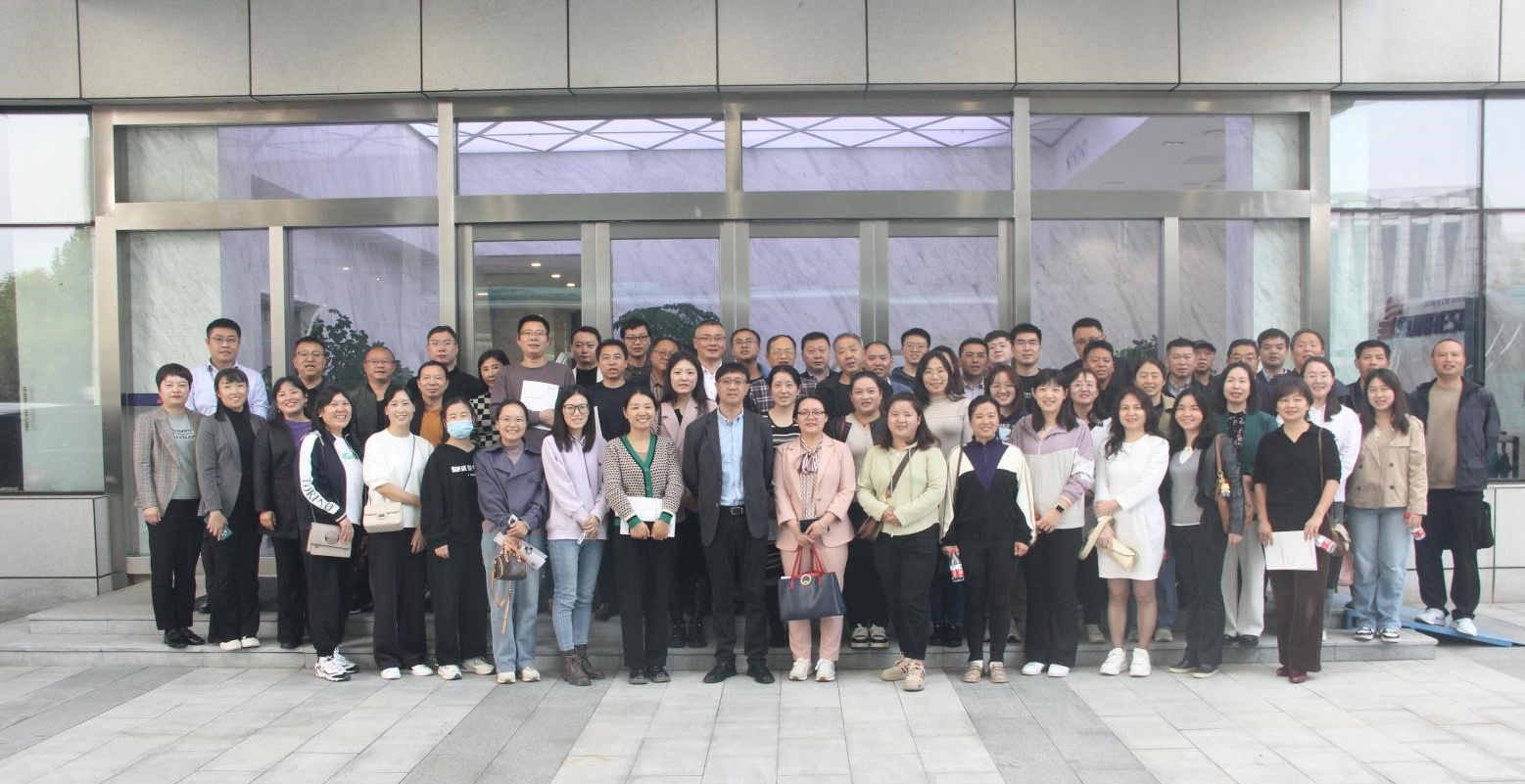 以互學(xué)拓思路 以交流促發(fā)展